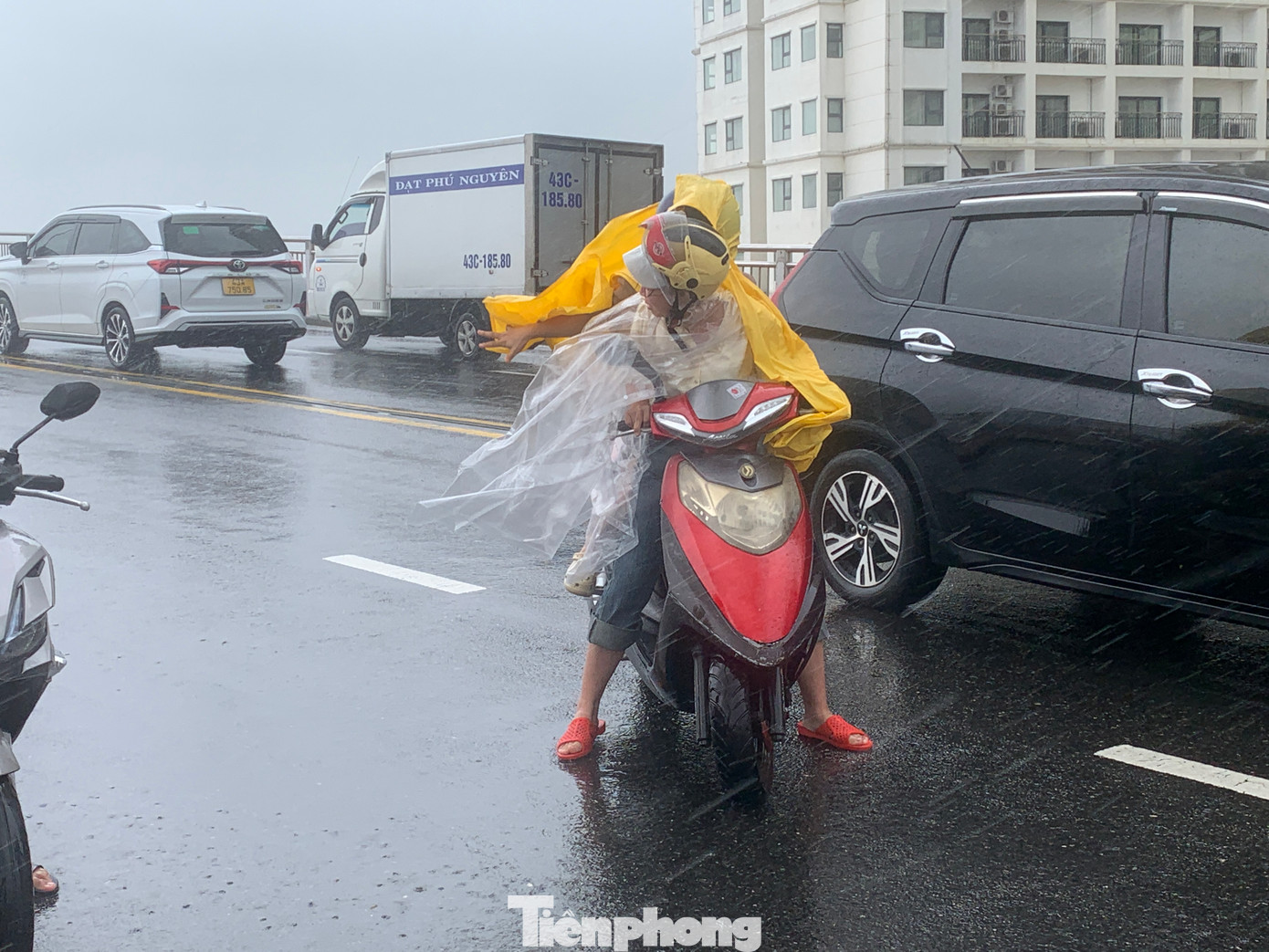 Theo Cổng thông tin phòng chống thiên tai thành phố Đà Nẵng, tổng lượng mưa tính từ 7h ngày 17/9-7h ngày 18/9 phổ biến 20-60 mm, có nơi có hơn như Suối Đá 134.0 mm, Chùa Linh ứng 128.2 mm, Đà Nẵng 90.4 mm, Hồ Thạch Gián 87.0 mm, Sơn Trà 80.2 mm, Cẩm Lệ 77.4 mm.