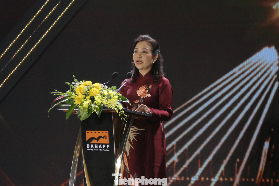 TS. Ngô Phương Lan phát biểu tại lễ bế mạc. TS. Ngô Phương Lan phát biểu tại lễ bế mạc.