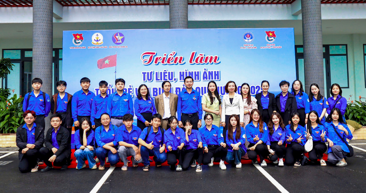 "Triển lãm sẽ giúp thanh niên, sinh viên có được những thông tin cơ bản nhất về chủ quyền lãnh thổ, quyền và lợi ích hợp pháp của Quốc gia trên biển Đông, cũng như hiểu hơn về cuộc sống của chiến sĩ và nhân dân nơi đảo xa. Đồng thời nâng cao trách nhiệm của tuổi trẻ đối với sự nghiệp đấu tranh bảo vệ chủ quyền biển, đảo thiêng liêng của Tổ quốc", anh Duân nói.