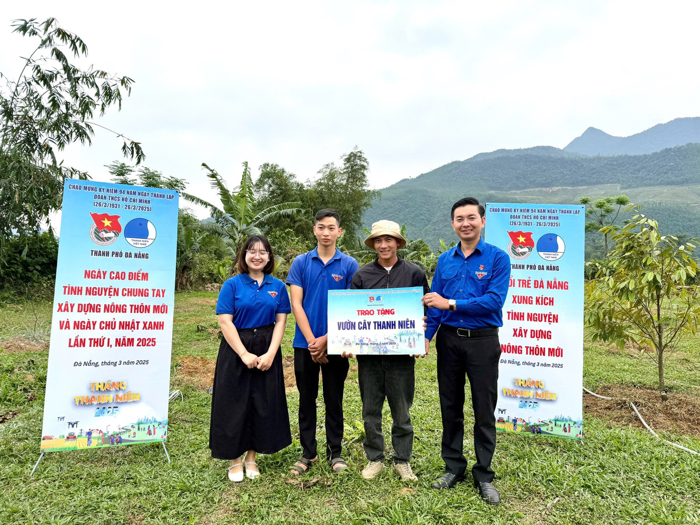 Nhiều hoạt động thiết thực được các bạn trẻ triển khai trong Tháng Thanh niên.