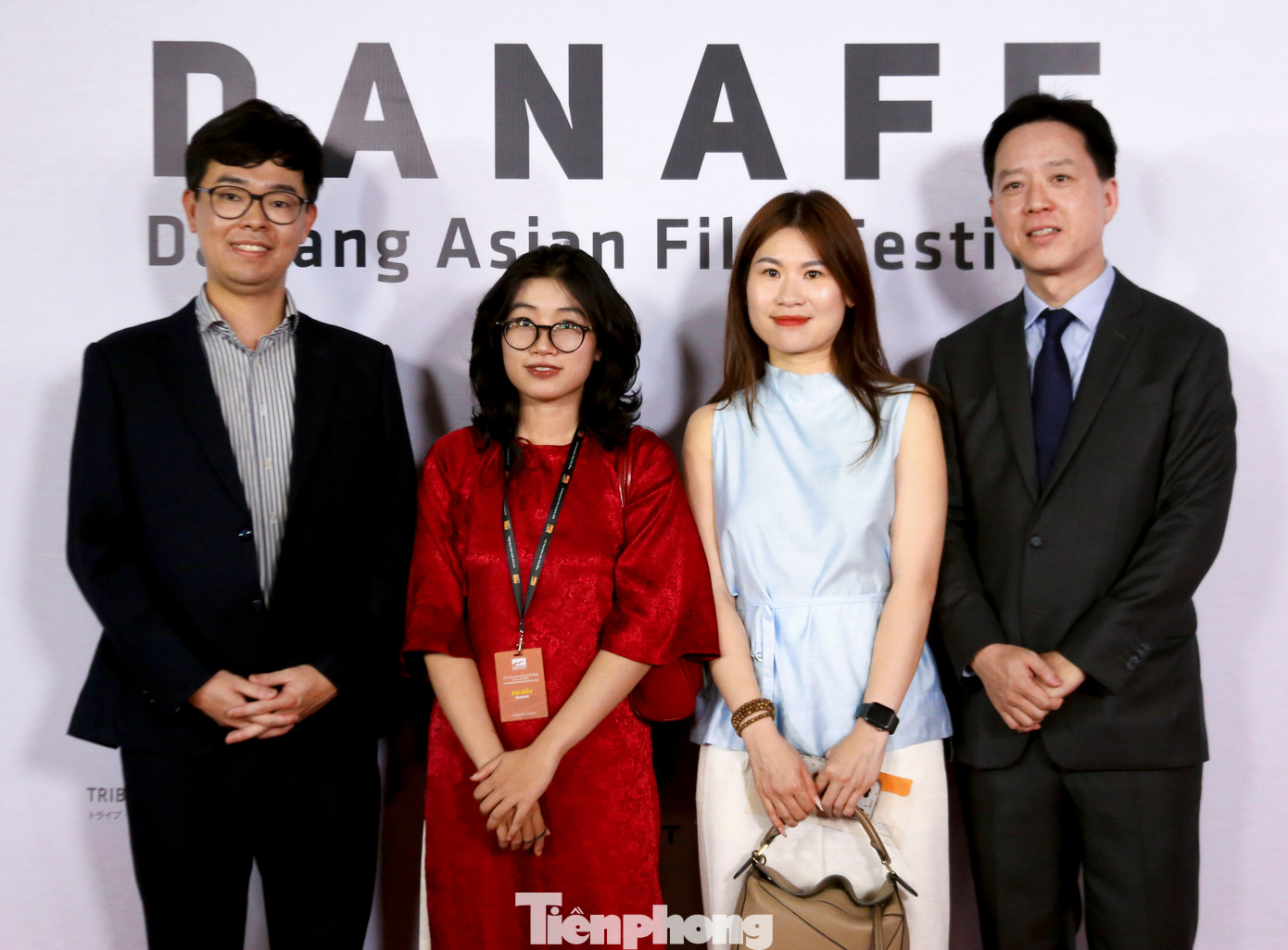 Đoàn chuyên gia trong nước thuộc Hội thảo phát triển và bồi dưỡng tài năng điện ảnh.