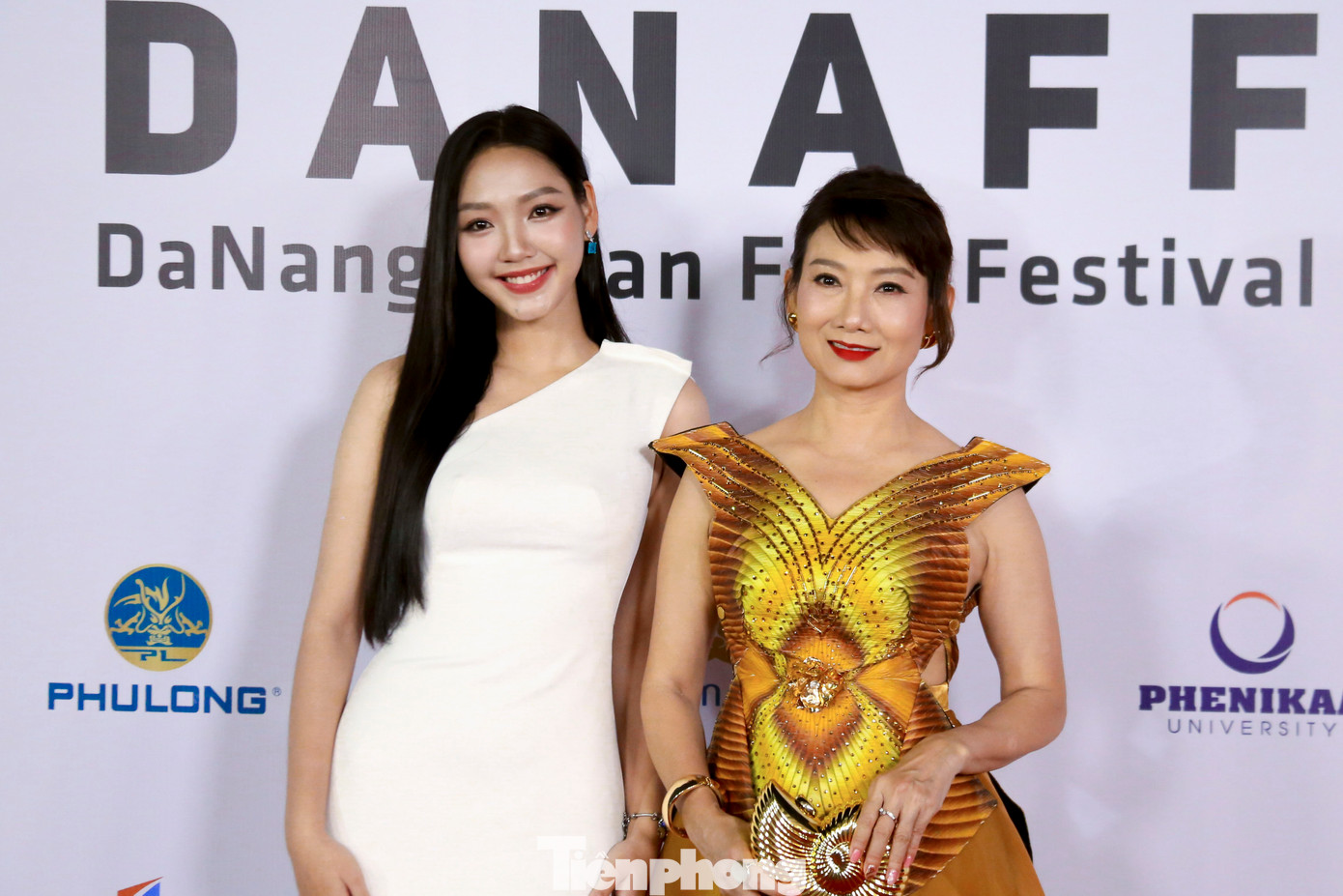 Đoàn làm phim Thám Tử Kiên: Kỳ án không đầu - Bộ phim đưa người xem theo chân thám tử Kiên, một công sai của quan án sát sứ thời phong kiến.