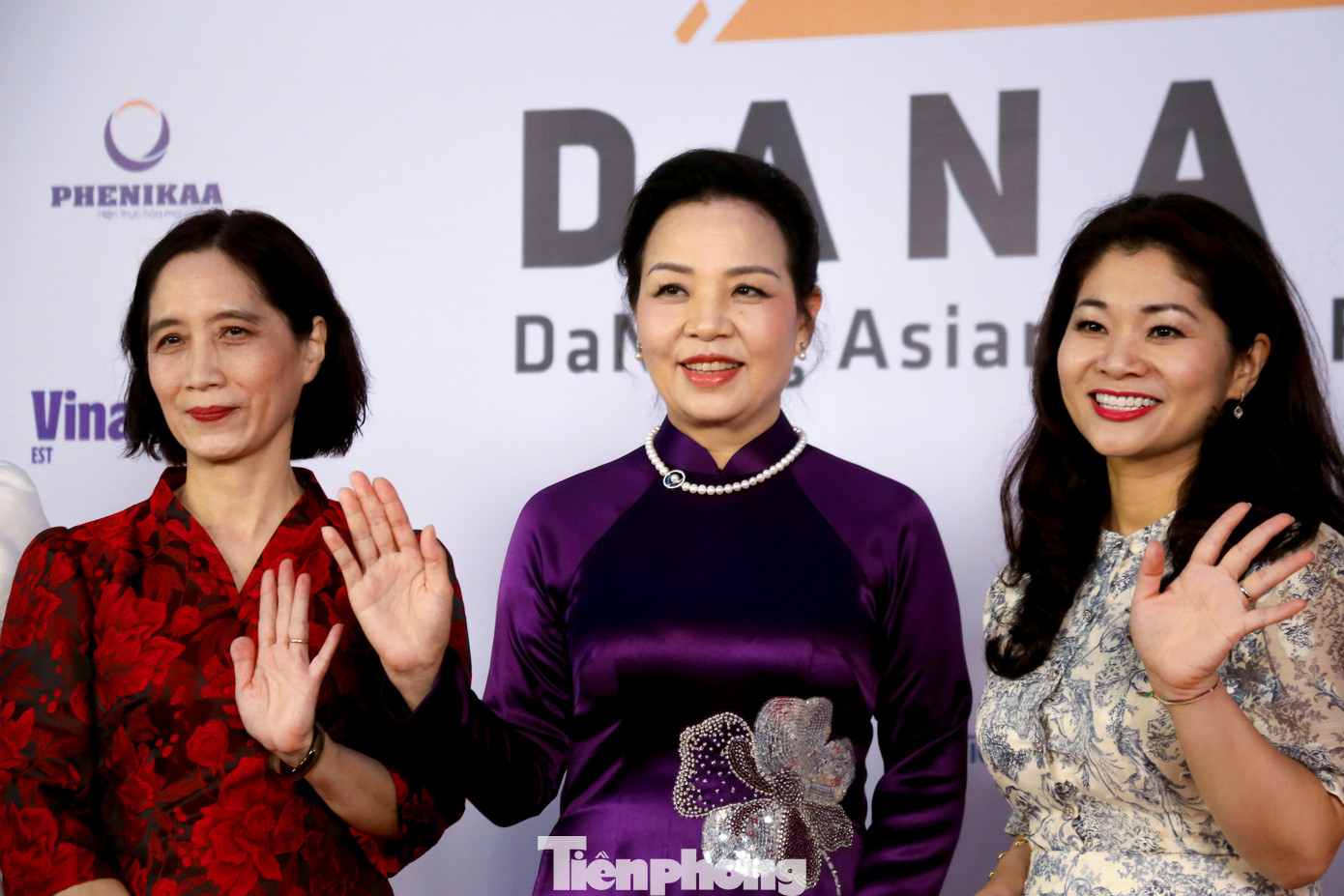 Sau chương trình thảm đỏ là chương trình khai mạc Liên hoan phim châu Á Đà Nẵng, với chủ đề DANAFF – Nhịp cầu châu Á.