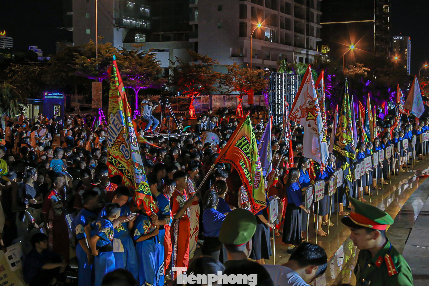 Lễ hội Lân Sư Rồng Hải Châu Đà Nẵng năm 2024 diễn ra t 9-11/8, quy tụ 21 đội lân đến từ nhiều tỉnh thành trên cả nước tham dự.