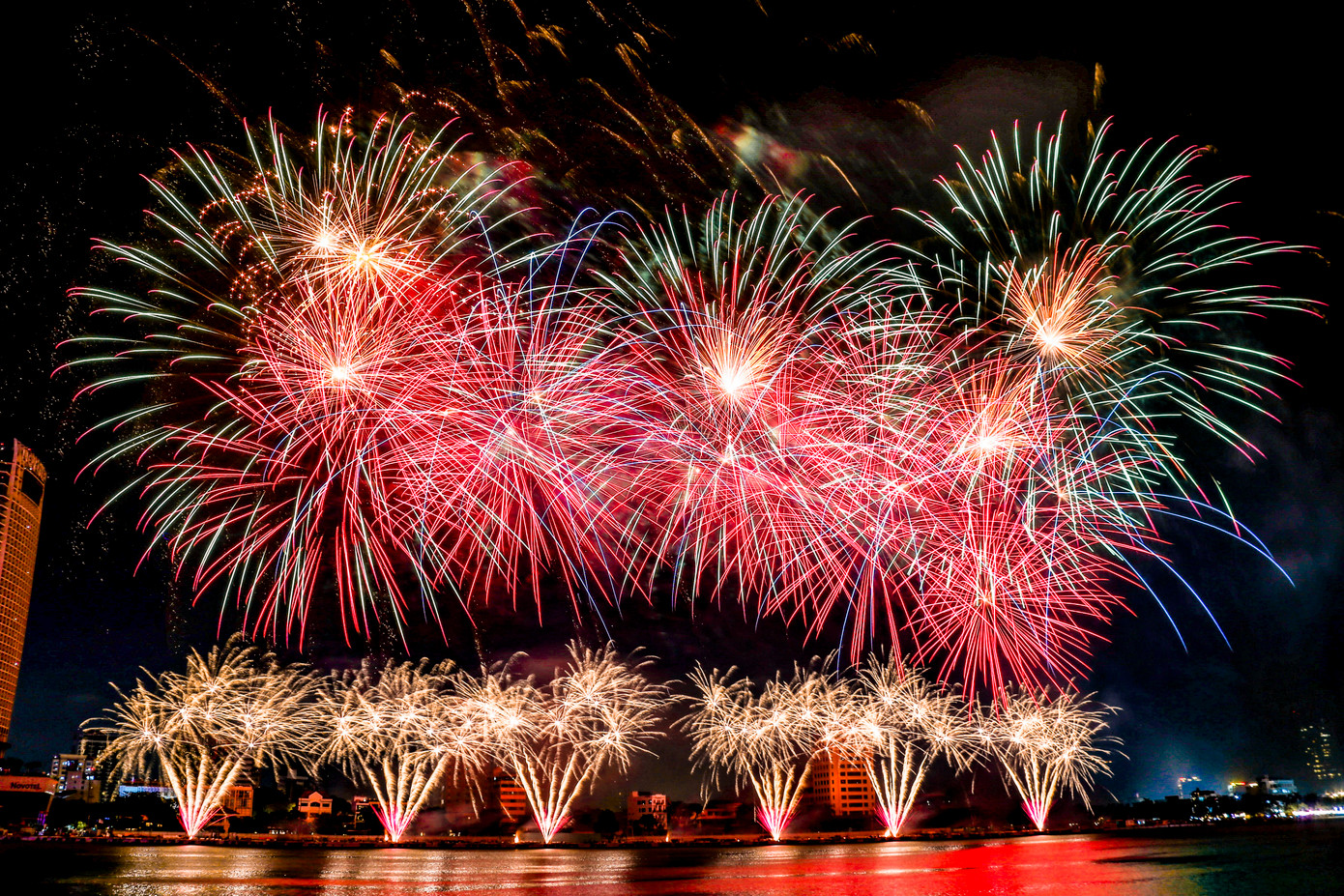 Màn trình diễn mang tên “Sóng cảm xúc”.