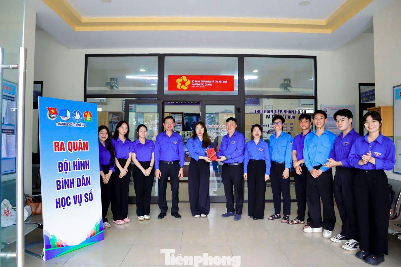 Sau lễ phát động, hơn 600 ĐVTN tham gia ra quân hưởng ứng dọn vệ sinh khu vực đường đi lên đỉnh Bàn Cờ (Sơn Trà), đồng loạt phát động thực hiện các hoạt động vệ sinh môi trường và an sinh xã hội trên địa bàn thành phố, ra quân đội hình Bình dân học vụ số trên địa bàn quận Sơn Trà.