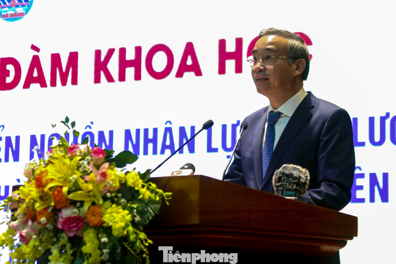 Ông Lê Trung Chinh - Chủ tịch UBND TP. Đà Nẵng, phát biểu tại buổi tọa đàm. Ảnh: Duy Quốc.