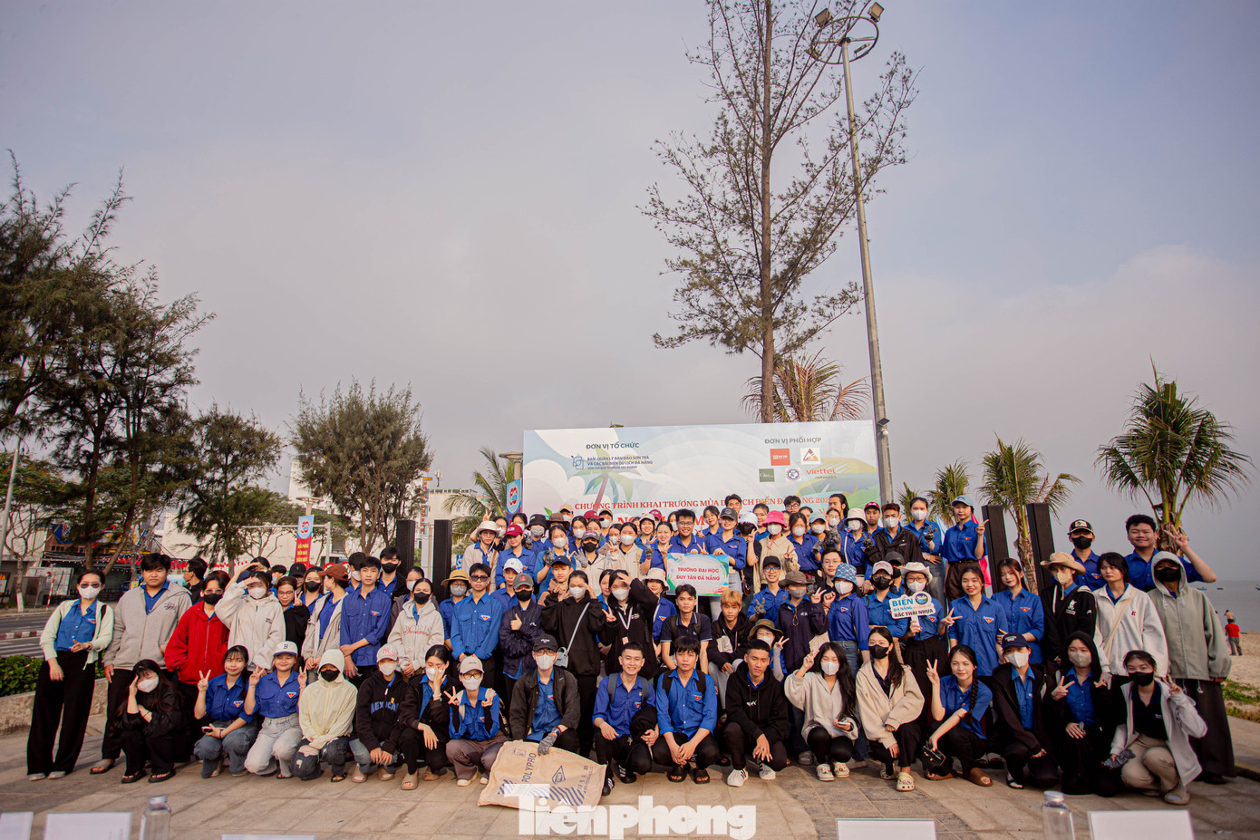 "Với tinh thần đoàn kết và hành động cụ thể, Ngày hội Môi trường biển 2025 sẽ khẳng định vai trò tiên phong của Đà Nẵng trong việc xây dựng hình ảnh thành phố du lịch biển phát triển bền vững, xanh – sạch – đẹp – mến khách", ông Nghĩa nói. "Với tinh thần đoàn kết và hành động cụ thể, Ngày hội Môi trường biển 2025 sẽ khẳng định vai trò tiên phong của Đà Nẵng trong việc xây dựng hình ảnh thành phố du lịch biển phát triển bền vững, xanh – sạch – đẹp – mến khách", ông Nghĩa nói.