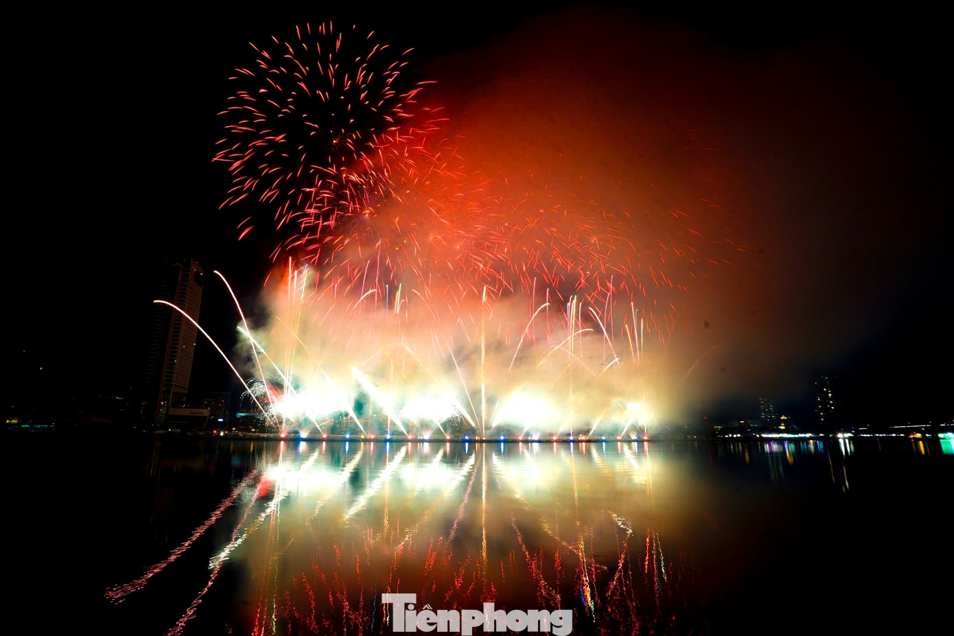 Không chỉ là phần thi, Đà Nẵng một lần nữa khẳng định vai trò “người kể chuyện bằng ánh sáng”, thể hiện tầm nhìn của một thành phố sáng tạo, hội nhập, kết nối, xứng đáng với danh hiệu thành phố sự kiện và lễ hội hàng đầu châu Á.