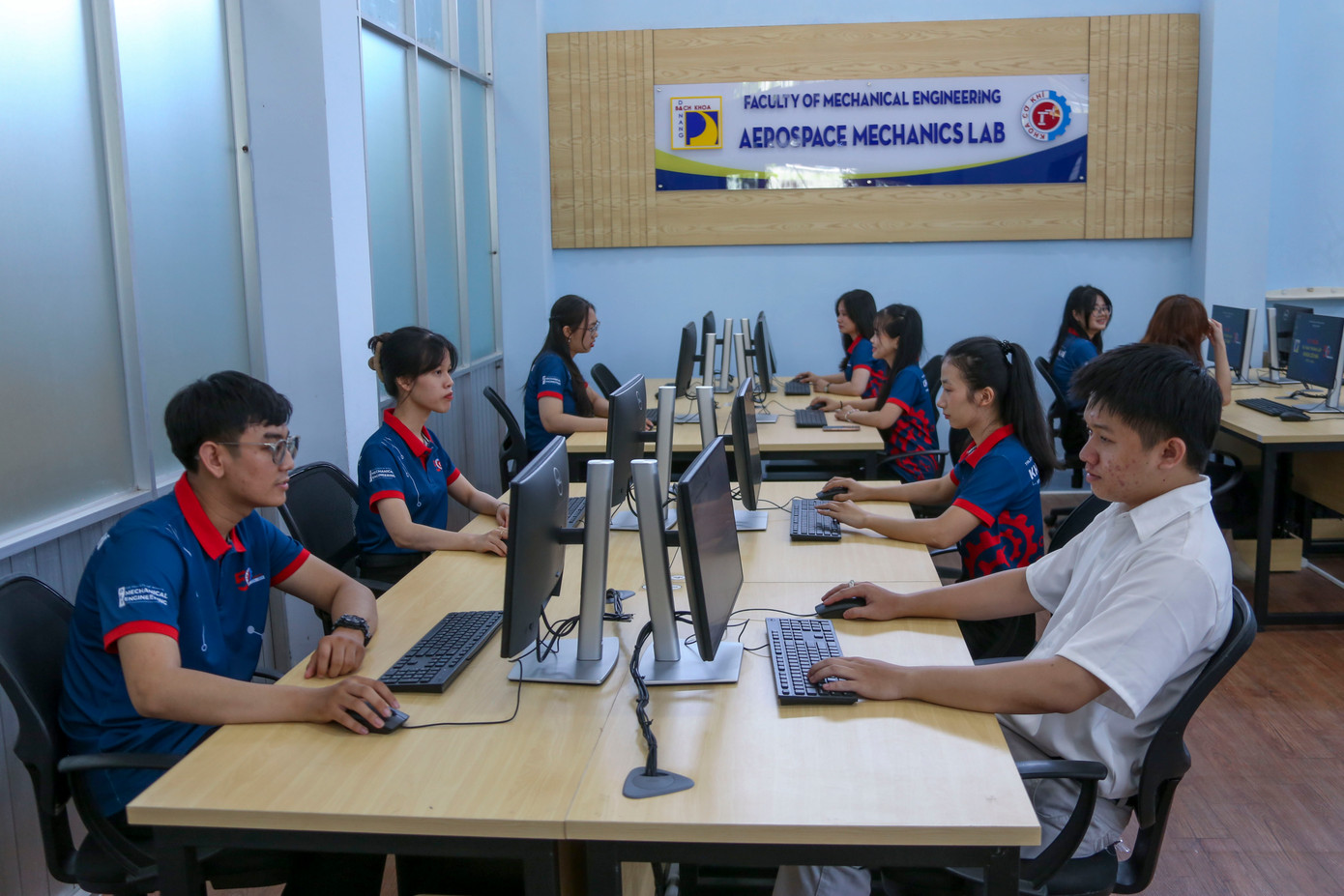 Với tổng mức đầu tư 40 tỷ đồng, phòng thí nghiệm được xây dựng trong khuôn khổ dự án do Bộ Giáo dục và Đào tạo phê duyệt ngày 21/3/2024.