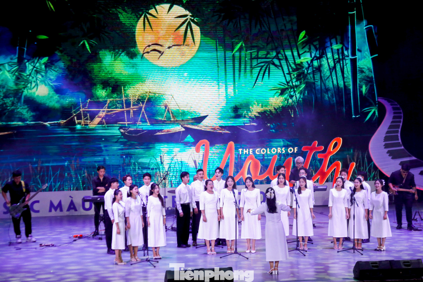 Cuộc thi là cơ hội để các bạn trẻ rèn luyện sự tự tin, bản lĩnh sân khấu và phát huy khả năng sáng tạo. Đồng thời mở ra cơ hội giao lưu, học hỏi kinh nghiệm và đặc biệt là để kết nối những trái tim trẻ. Cuộc thi là cơ hội để các bạn trẻ rèn luyện sự tự tin, bản lĩnh sân khấu và phát huy khả năng sáng tạo. Đồng thời mở ra cơ hội giao lưu, học hỏi kinh nghiệm và đặc biệt là để kết nối những trái tim trẻ.