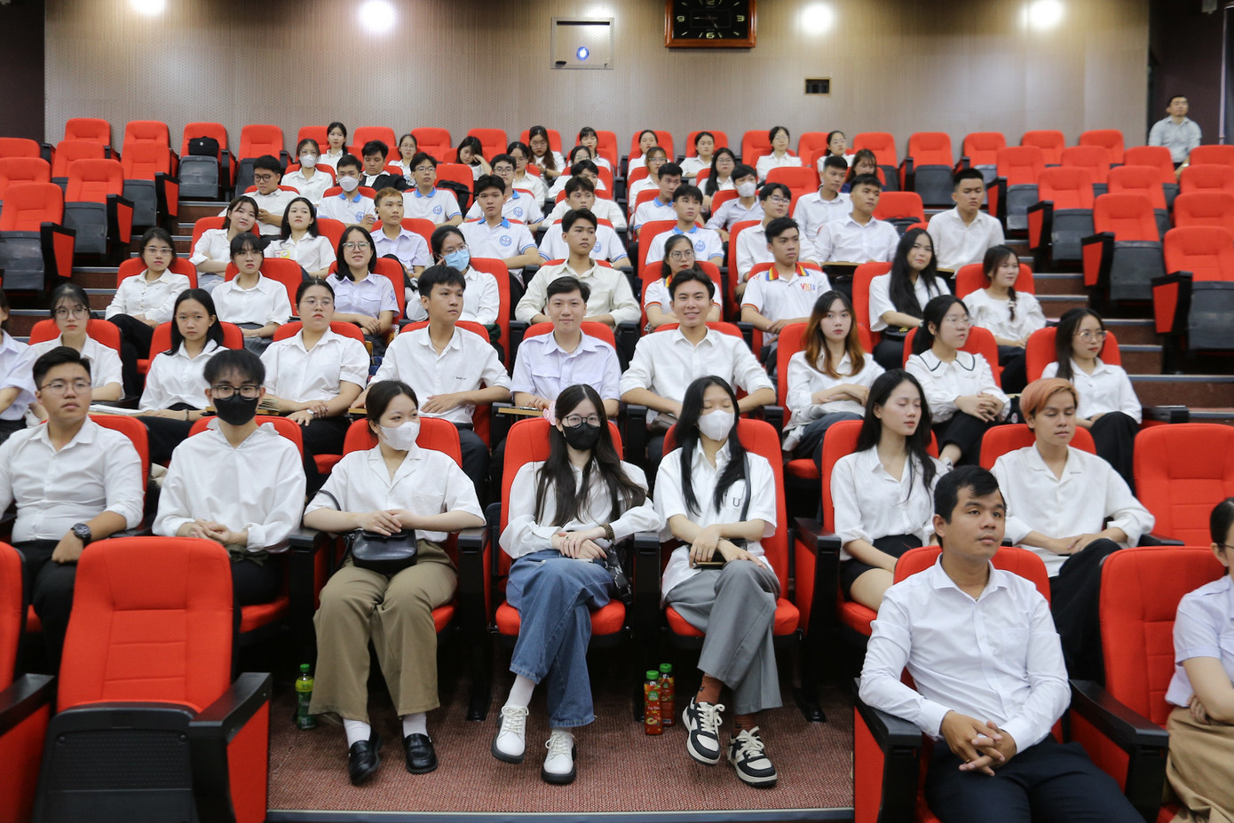 InTE_UD 2024 là cuộc thi giúp phát hiện, bồi dưỡng và ươm tạo những sinh viên đang ấp ủ mong muốn khởi nghiệp, đang học tập tại các đơn vị đào tạo giáo dục trên khắp cả nước. InTE_UD 2024 là cuộc thi giúp phát hiện, bồi dưỡng và ươm tạo những sinh viên đang ấp ủ mong muốn khởi nghiệp, đang học tập tại các đơn vị đào tạo giáo dục trên khắp cả nước.