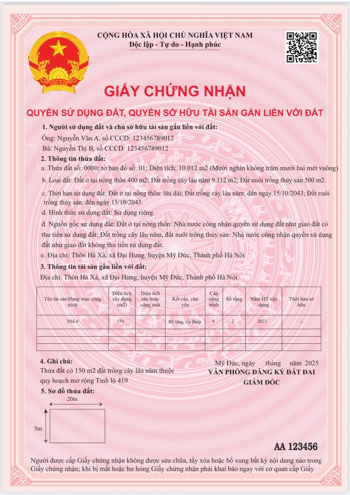 Bộ Tài nguyên và Môi trường đề xuất mẫu mới giấy chứng nhận quyền sử dụng đất, quyền sở hữu tài sản gắn liền với đất có mã QR code. Ảnh: Bộ TNMT.