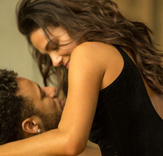 'Phát sốt' những khoảnh khắc ngọt lịm của Neymar và bạn gái ảnh 7