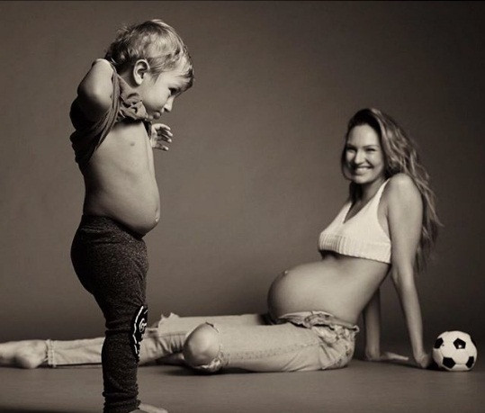 Thiên thần nội y Nam Phi Candice Swanepoel sinh con trai thứ 2 ảnh 2