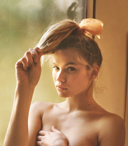 Mê mẩn ba vòng của nàng mẫu Playboy khát khao làm thiên thần nội y ảnh 5