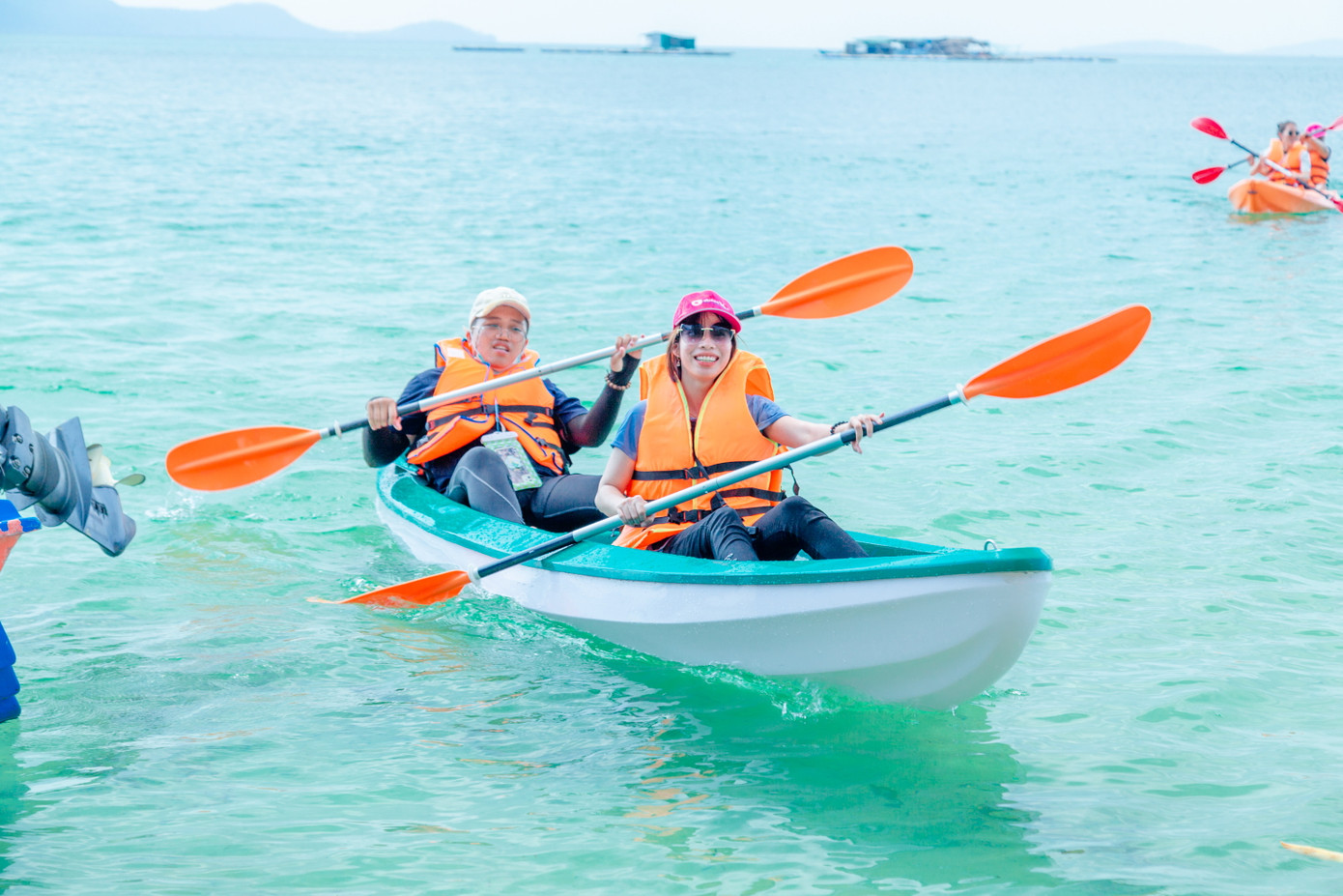 Nhiều tiềm năng cần khai thác trong lĩnh vực du lịch. Nhiều tiềm năng cần khai thác trong lĩnh vực du lịch.