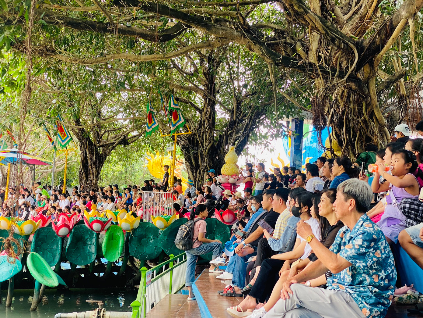 Trong khi đó, Suối Tiên (TP Thủ Đức) lại thu hút lượng khách rất đông trong ngày 1/9.