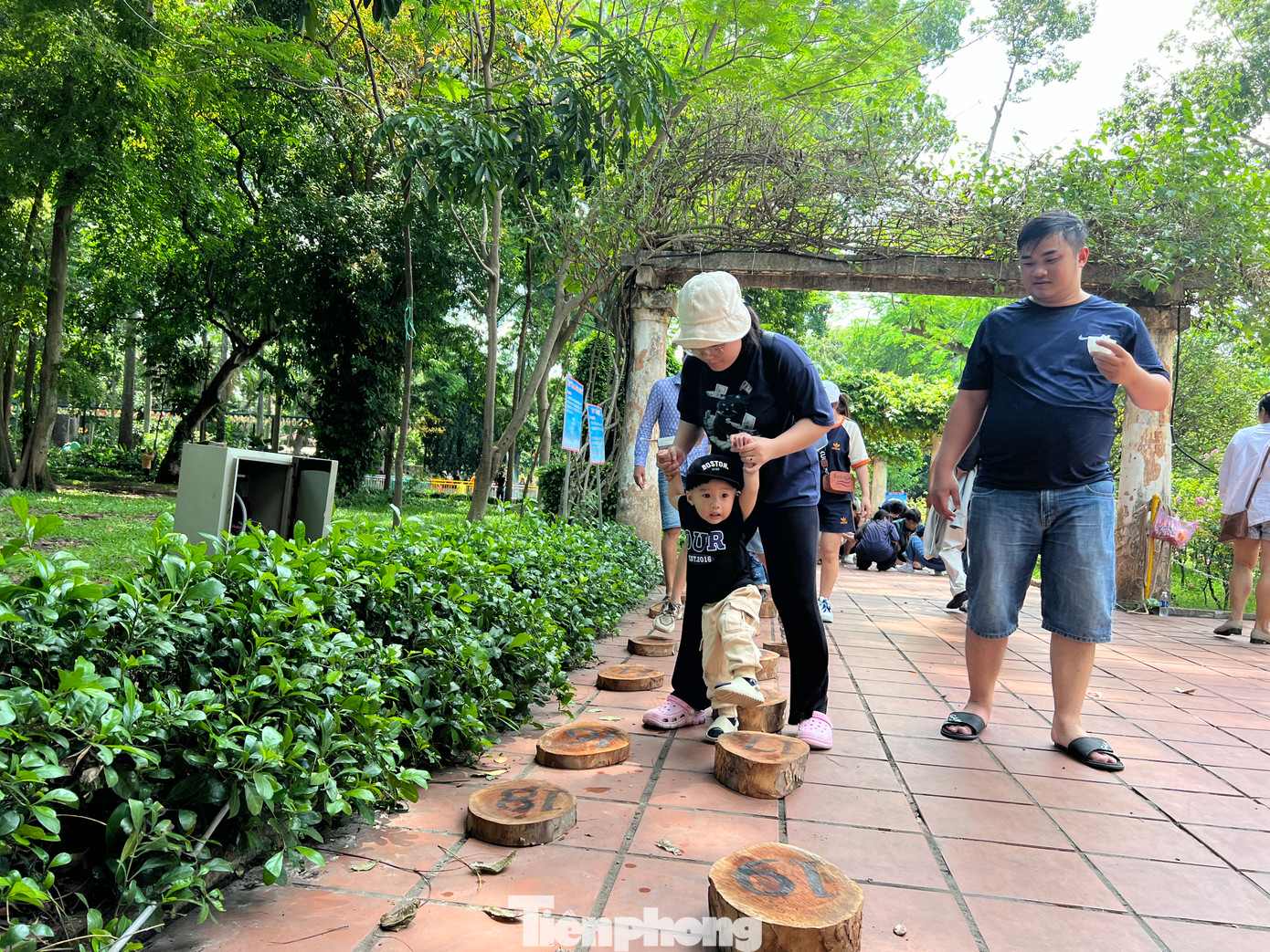 Khu vui chơi trẻ em còn tổ chức khu trò chơi dân gian Khu vui chơi trẻ em còn tổ chức khu trò chơi dân gian