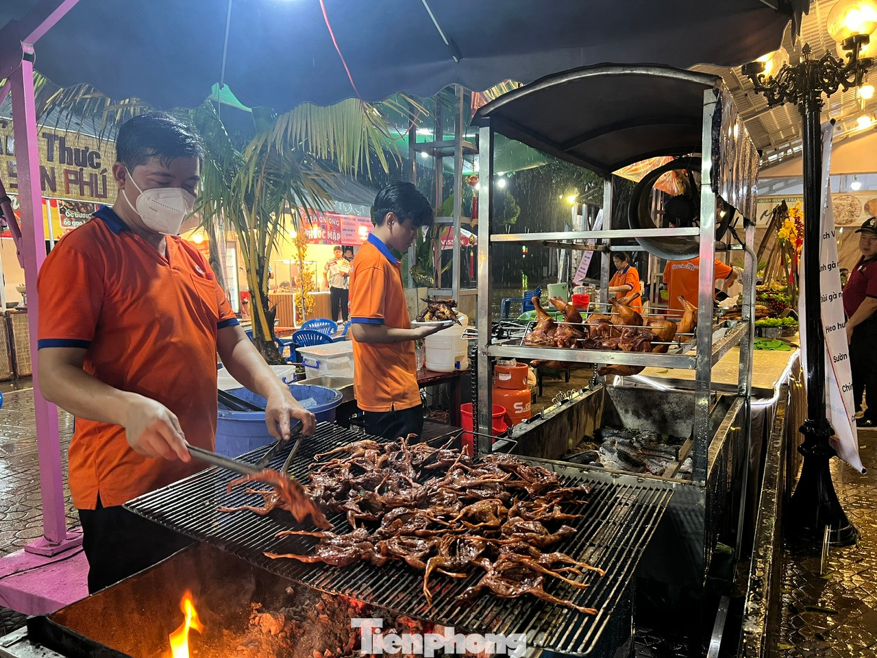 Cơn mưa làm các món ăn trở nên thú vị hơn