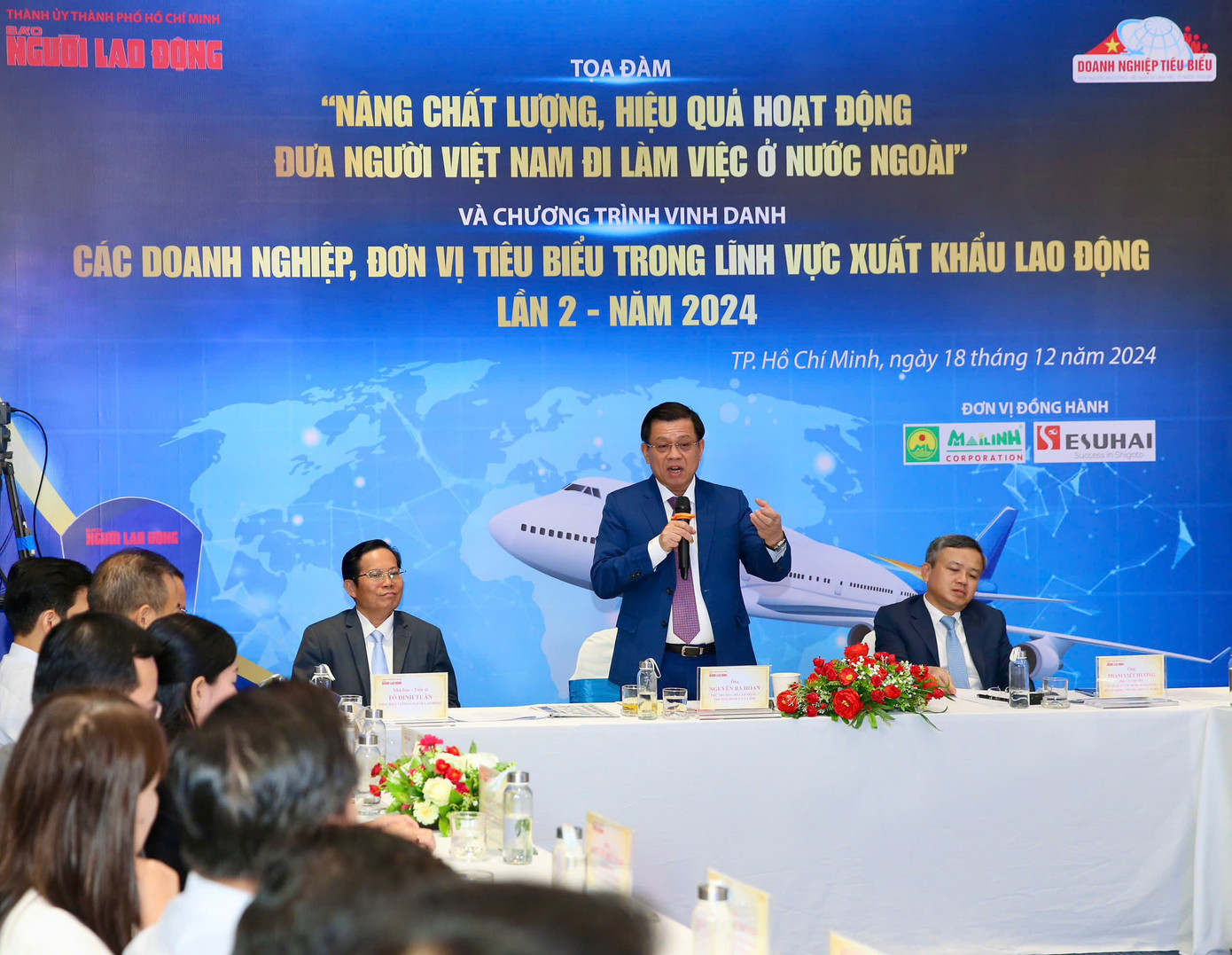 Thứ trưởng Bộ Lao động - Thương binh và Xã hội Nguyễn Bá Hoan - phát biểu tại tọa đàm.