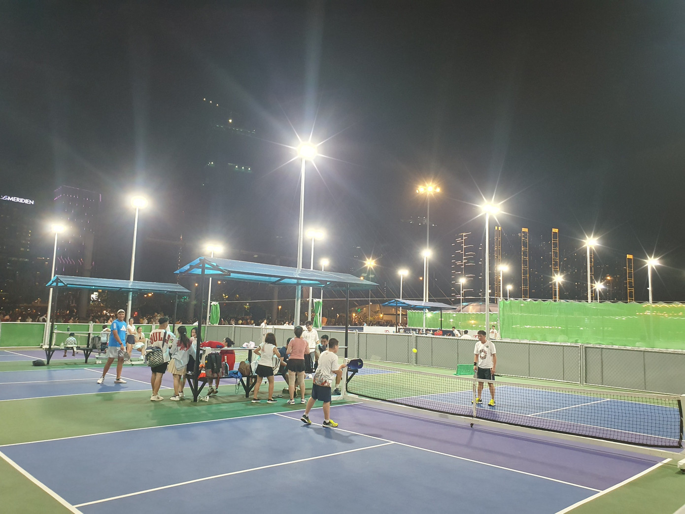 Môn thể thao Pickleball đang phát triển nhanh trên thế giới được giới trẻ Việt hào hứng đón nhận