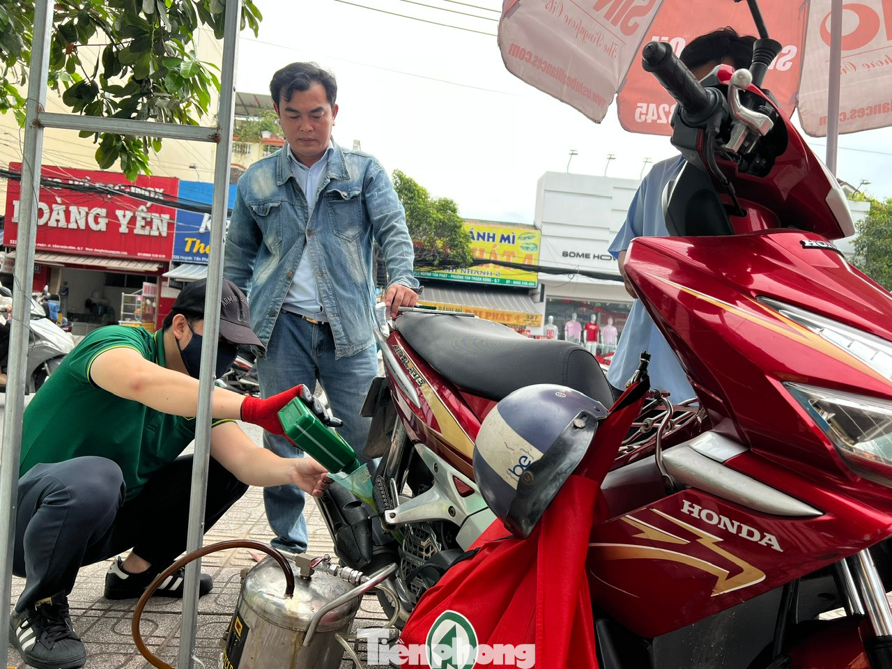 Thay nhớt không tốn tiền