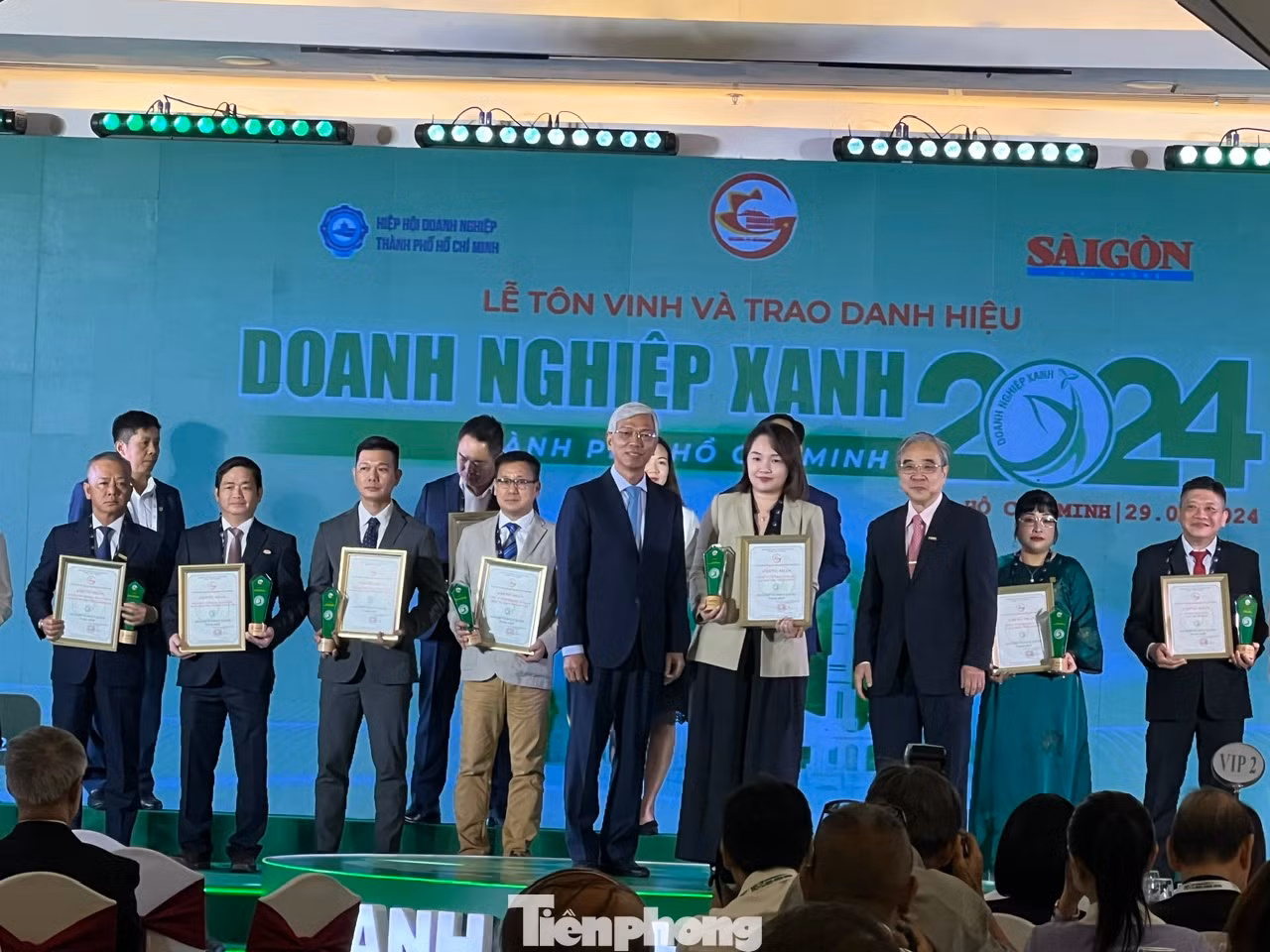 TPHCM trao danh hiệu Doanh nghiệp xanh năm 2024 cho 98 doanh nghiệp