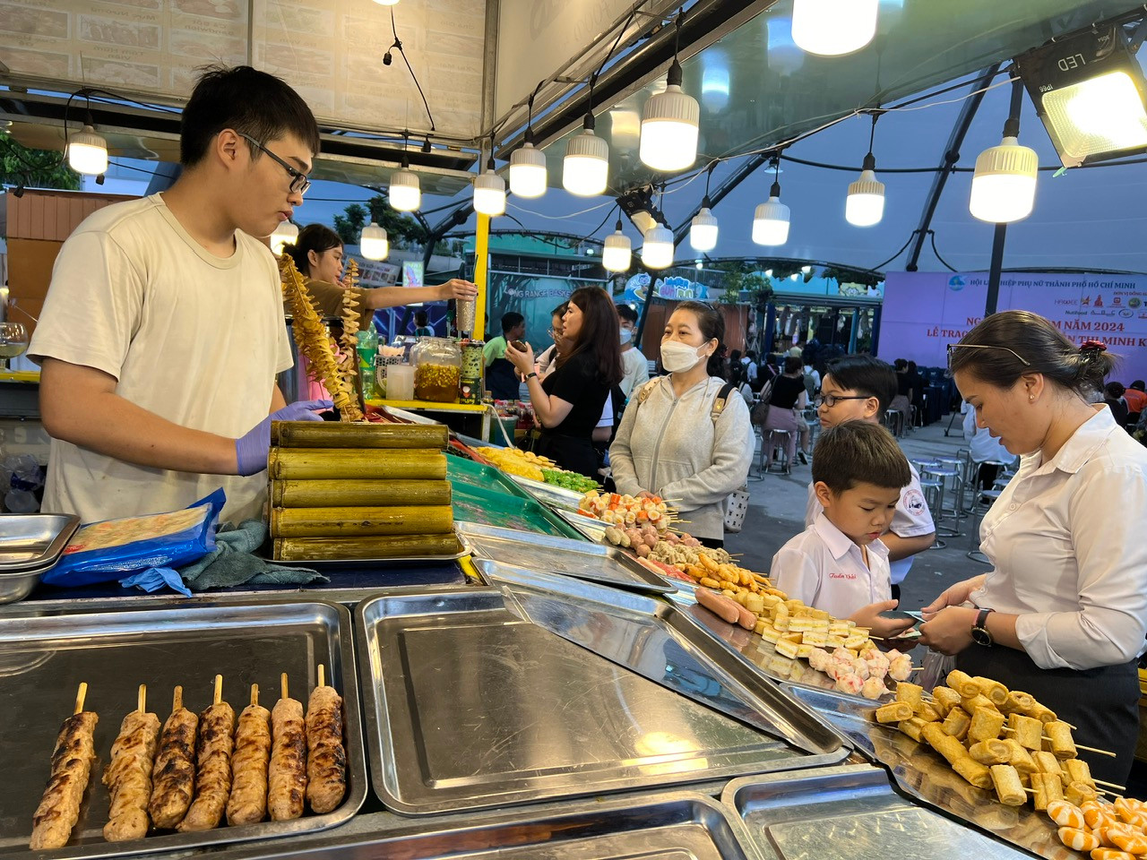 ... được ăn uống, vui chơi miễn phí trong ngày hội Trẻ em năm 2024.