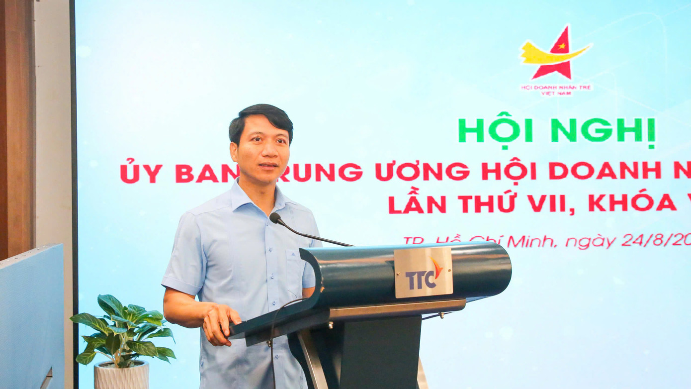 Ông Nguyễn Ngọc Lương - Bí thư thường trực T.Ư Đoàn, Chủ tịch Hội Liên hiệp Thanh niên Việt Nam Ông Nguyễn Ngọc Lương - Bí thư thường trực T.Ư Đoàn, Chủ tịch Hội Liên hiệp Thanh niên Việt Nam