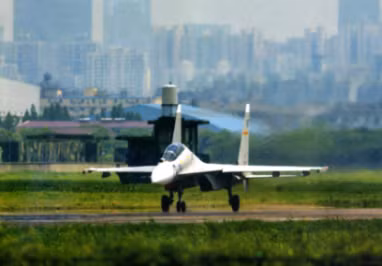 Trung Quốc đã chỉnh sửa các máy bay Su-30MKK ra sao? ảnh 1