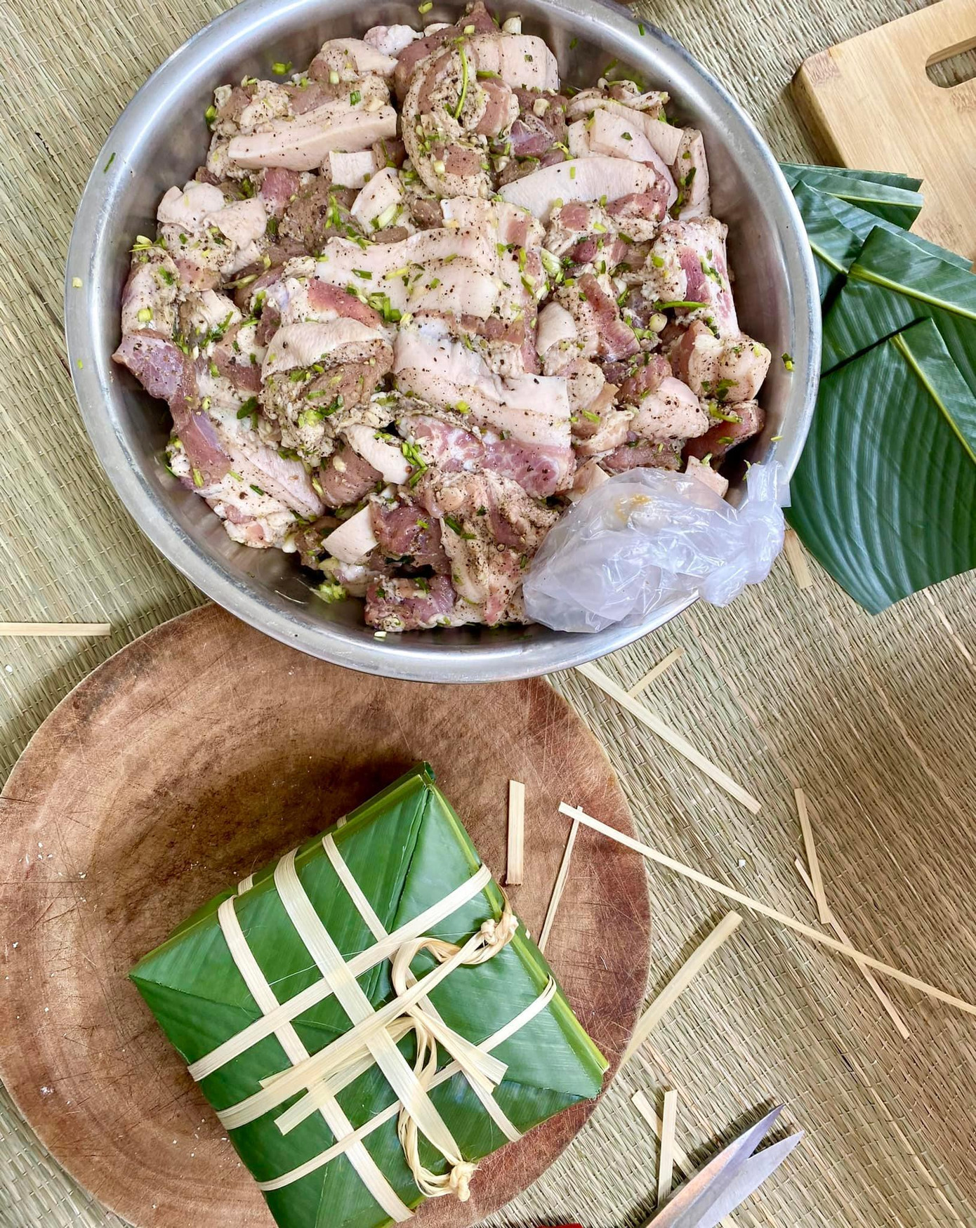 Nữ ca sĩ Bảo Thy khoe hình ảnh bánh chưng vuông vắn đón Tết. (Ảnh: Bao Thy Tran) Nữ ca sĩ Bảo Thy khoe hình ảnh bánh chưng vuông vắn đón Tết. (Ảnh: Bao Thy Tran)