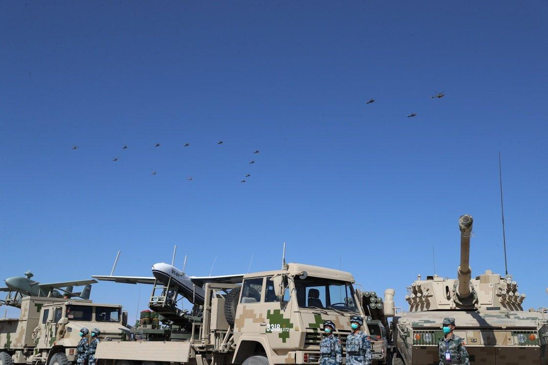 Cuộc tập trận quân sự chung Trung-Nga bắt đầu tại một căn cứ huấn luyện ở thành phố Thành Đồng Giáp thuộc khu tự trị Ninh Hạ Hồi ở miền Tây Trung Quốc vào ngày 9/8/2021. (China Military Online) Cuộc tập trận quân sự chung Trung-Nga bắt đầu tại một căn cứ huấn luyện ở thành phố Thành Đồng Giáp thuộc khu tự trị Ninh Hạ Hồi ở miền Tây Trung Quốc vào ngày 9/8/2021. (China Military Online)