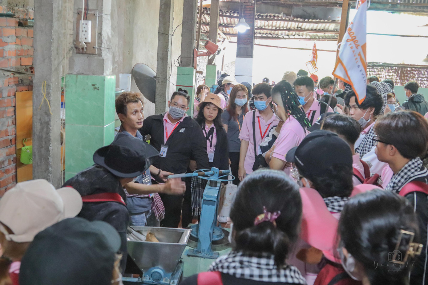 Bảng điểm tốt nghiệp của sinh viên ngành du lịch có giá trị chuyển đổi chứng chỉ hướng dẫn viên du lịch.