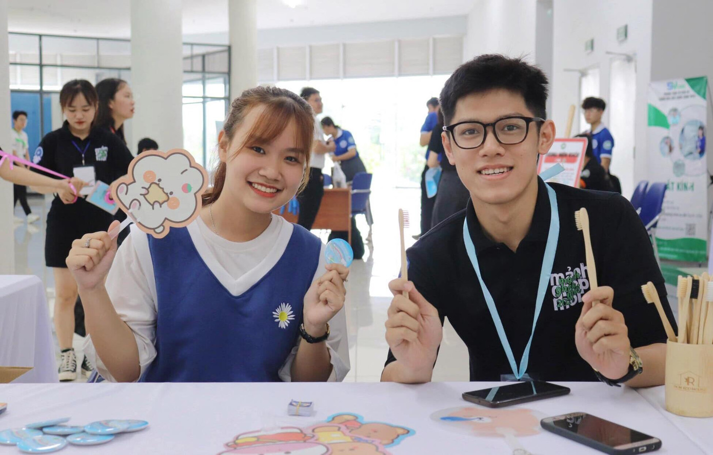 Ngày hội Phát triển sinh viên và cộng đồng là một phần của chiến dịch "Mảnh ghép mới". Ngày hội Phát triển sinh viên và cộng đồng là một phần của chiến dịch "Mảnh ghép mới".