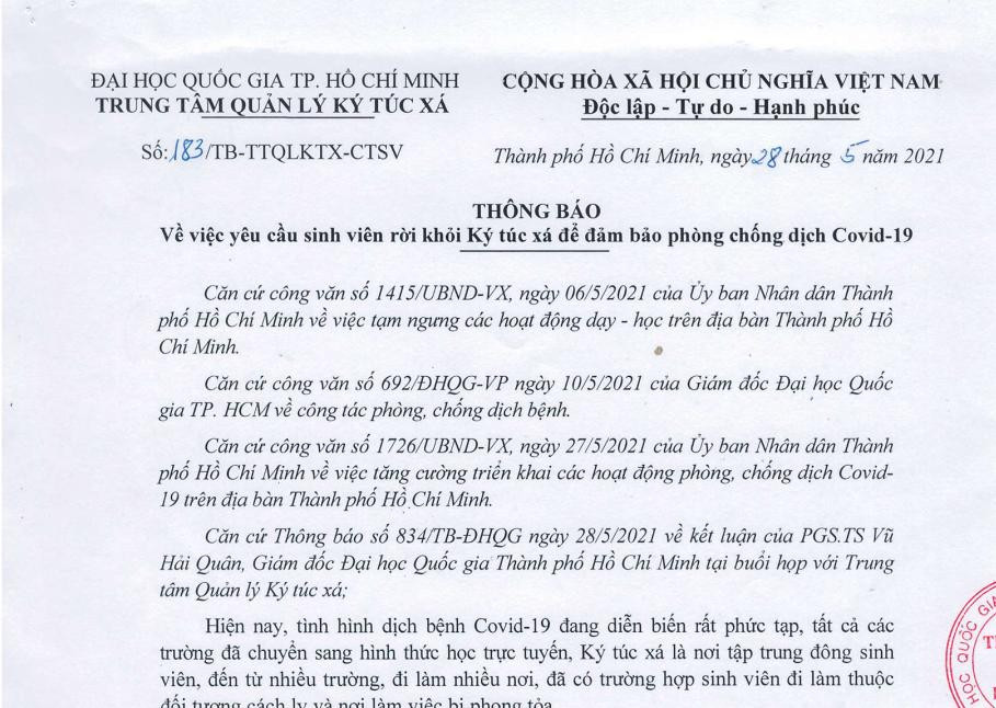 Thông báo của Trung tâm Quản lý KTX ĐHQG TP. HCM yêu cầu sinh viên rời khỏi KTX.