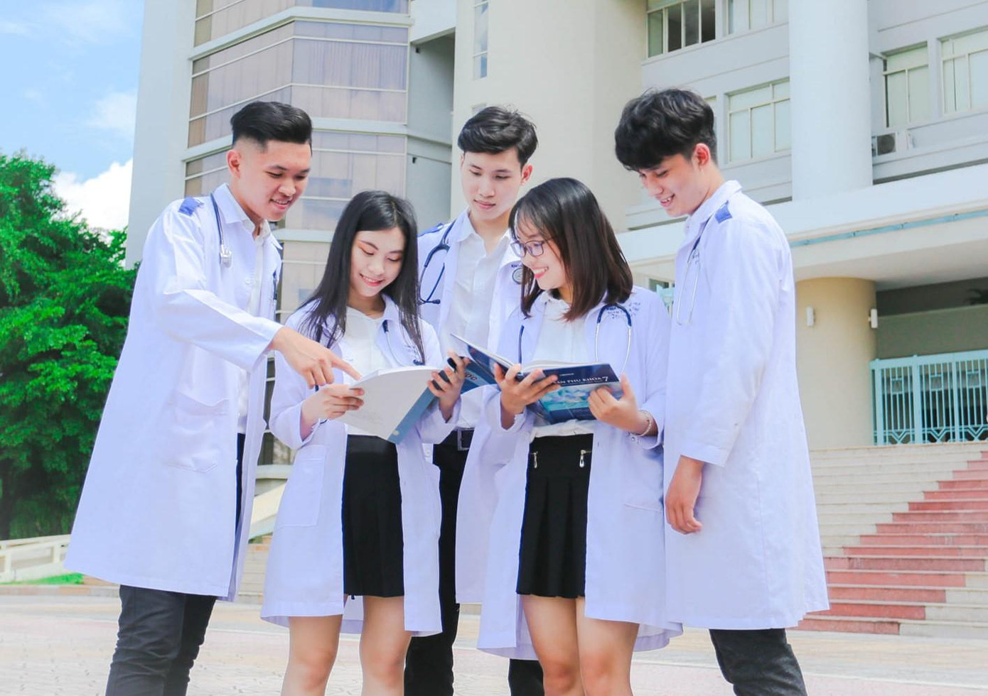 Khoa Y (ĐHQG TP. HCM) xét tuyển bổ sung 19 chỉ tiêu cho 3 ngành đào tạo. Khoa Y (ĐHQG TP. HCM) xét tuyển bổ sung 19 chỉ tiêu cho 3 ngành đào tạo.