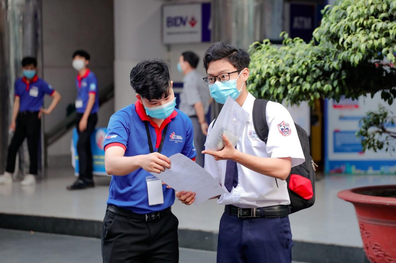 Thí sinh dự thi Đánh giá năng lực 2021 tại điểm thi ĐH Công nghiệp TP. HCM. Thí sinh dự thi Đánh giá năng lực 2021 tại điểm thi ĐH Công nghiệp TP. HCM.