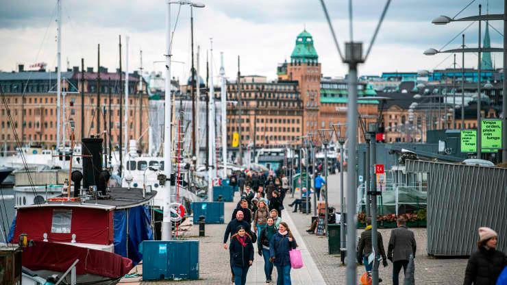 Một con phố tại Thủ đô Stockhom của Thụy Điển. Một con phố tại Thủ đô Stockhom của Thụy Điển.