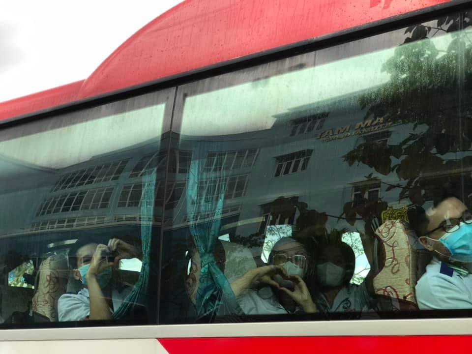 "Đây là một thách thức nhưng cũng là trải nghiệm lớn cho tuổi trẻ chúng mình". Ảnh: ĐH YD Cần Thơ. "Đây là một thách thức nhưng cũng là trải nghiệm lớn cho tuổi trẻ chúng mình". Ảnh: ĐH YD Cần Thơ.