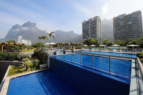 Đột nhập khách sạn nơi tuyển Anh trú quân ảnh 14 Đột nhập khách sạn nơi tuyển Anh trú quân ảnh 14