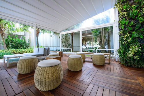 Đột nhập khách sạn nơi tuyển Anh trú quân ảnh 11 Đột nhập khách sạn nơi tuyển Anh trú quân ảnh 11