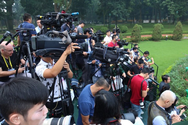 Tổng thống Donald Trump rời Hà Nội, kết thúc chuyến thăm Việt Nam ảnh 43