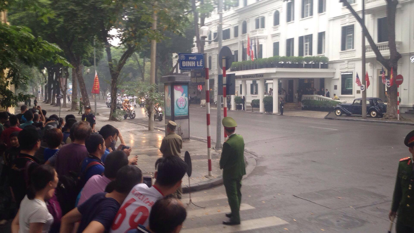 Tổng thống Donald Trump rời Hà Nội, kết thúc chuyến thăm Việt Nam ảnh 32