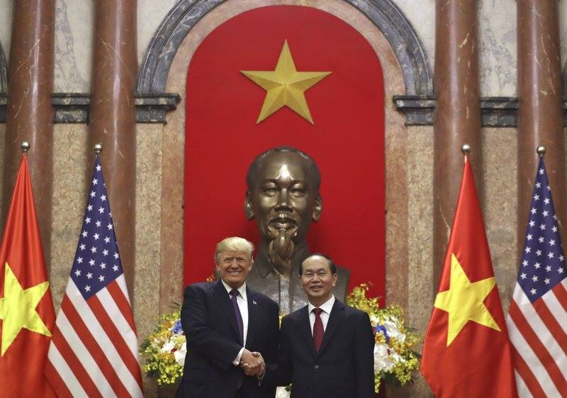 Tổng thống Donald Trump rời Hà Nội, kết thúc chuyến thăm Việt Nam ảnh 19