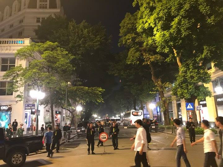 Chủ tịch nước Trần Đại Quang chiêu đãi Tổng thống Donald Trump ảnh 17