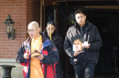 Thảm kịch nữ sinh thuê sát thủ giết cha mẹ ruột vì áp lực học tập ảnh 1