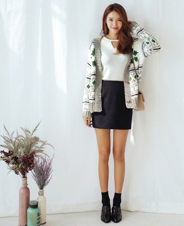 Tuyệt chiêu phối đồ độc đáo ngày Đông cho phái đẹp ở công sở ảnh 15