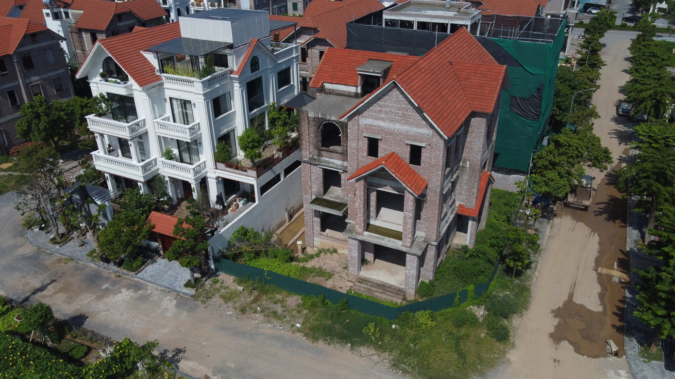 Từ 1/8, mua bất động sản từ chủ đầu tư dự án bắt buộc chuyển khoản qua ngân hàng.