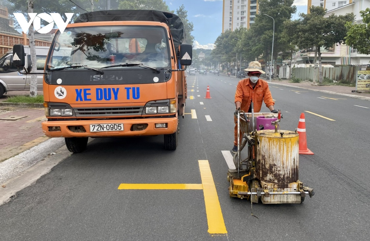 Năm 2023, TP Vũng Tàu thu hơn 7,2 tỷ đồng từ thu phí lòng đường, vỉa hè (ảnh: Lưu Sơn) Năm 2023, TP Vũng Tàu thu hơn 7,2 tỷ đồng từ thu phí lòng đường, vỉa hè (ảnh: Lưu Sơn)